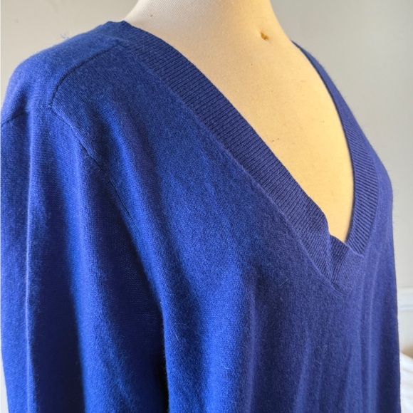 Halogen Cashmere V-Neck, Blue, Size 2X - Picture 1 of 13
